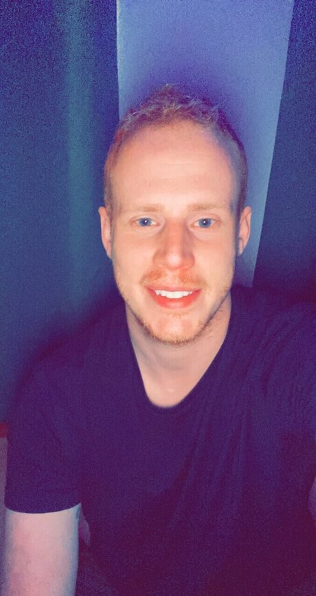 Foto di nudo di fuga di OnlyFans di Jason B