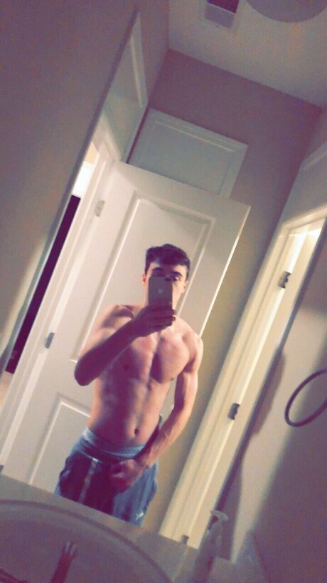 Foto di nudo di fuga di OnlyFans di 