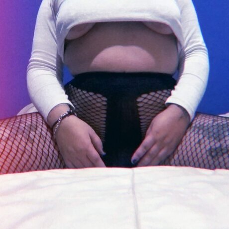 Foto di nudo di fuga di OnlyFans di Angel