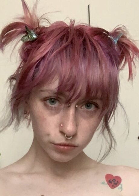 Foto di nudo di fuga di OnlyFans di Laura
