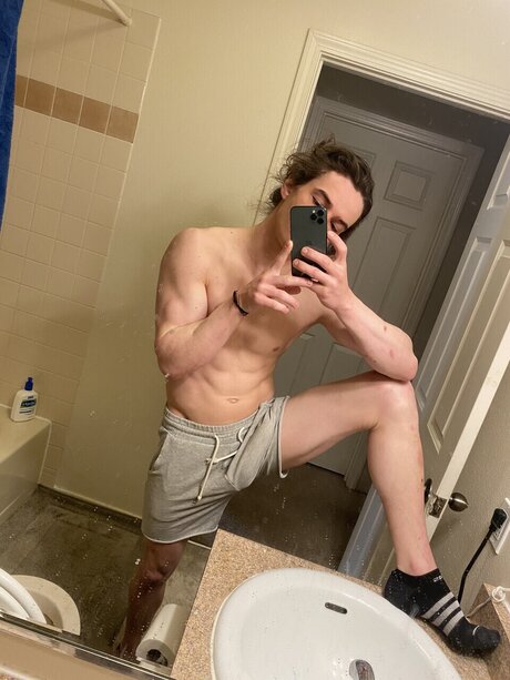 Foto di nudo di fuga di OnlyFans di D