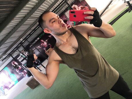 Foto di nudo di fuga di OnlyFans di Enriquealvarez
