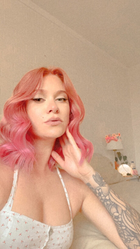 Foto di nudo di fuga di OnlyFans di Peaches