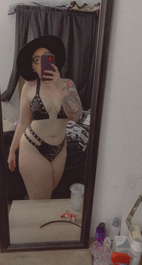 Foto di nudo di fuga di OnlyFans di Dummithiqbish94