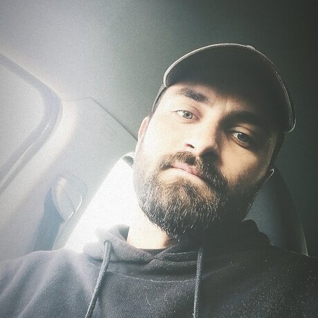 Foto di nudo di fuga di OnlyFans di Christian Blunt