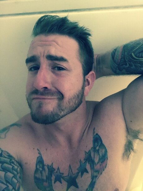 Foto di nudo di fuga di OnlyFans di Jakey