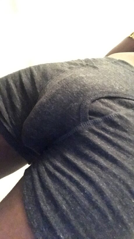 Foto di nudo di fuga di OnlyFans di Kourvoisier