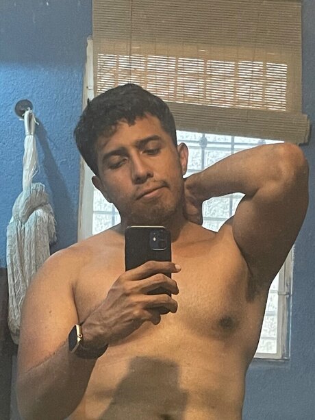 Foto di nudo di fuga di OnlyFans di Manuel Valadez