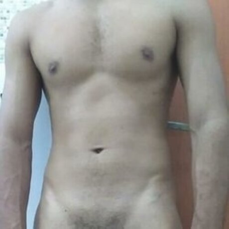 Foto di nudo di fuga di OnlyFans di U18254615
