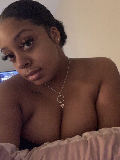 Foto di nudo di fuga di OnlyFans di Bubbles