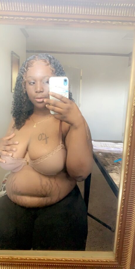 Foto di nudo di fuga di OnlyFans di Princess