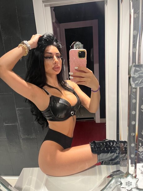 Foto di nudo di fuga di OnlyFans di John