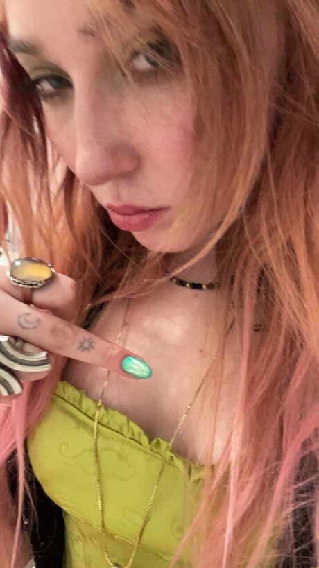Foto di nudo di fuga di OnlyFans di Luckii