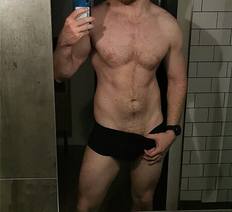 Foto di nudo di fuga di OnlyFans di Thorandhammer