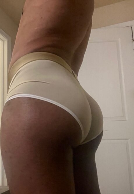 Foto di nudo di fuga di OnlyFans di Justin