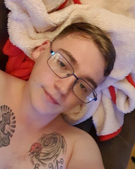 Foto di nudo di fuga di OnlyFans di Kyle