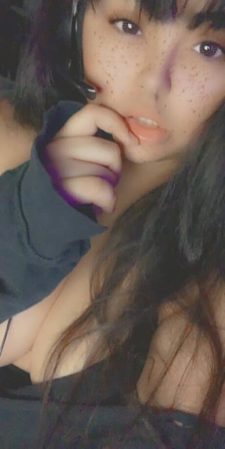 Foto di nudo di fuga di OnlyFans di Genny