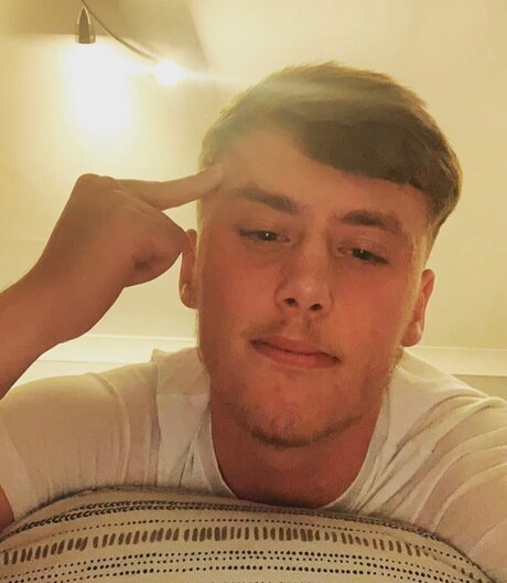 Foto di nudo di fuga di OnlyFans di Ga