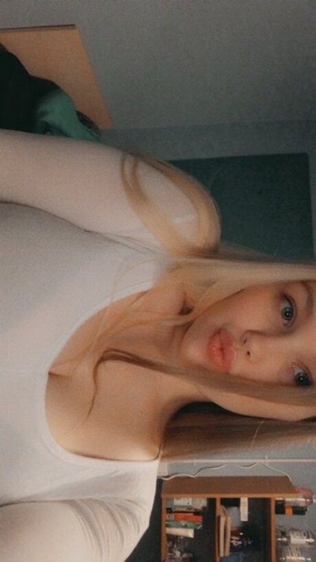 Foto di nudo di fuga di OnlyFans di Babyyyy