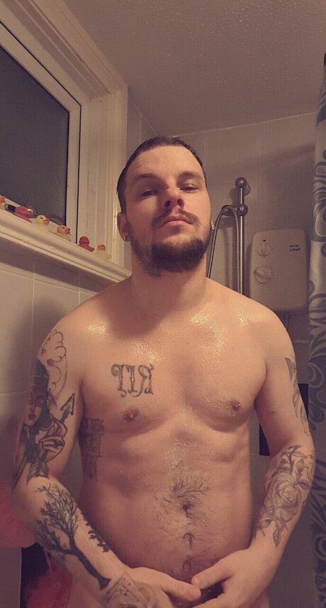 Foto di nudo di fuga di OnlyFans di Aj Carr