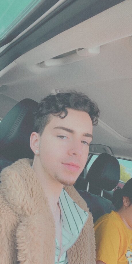 Foto di nudo di fuga di OnlyFans di Stephen Mikel