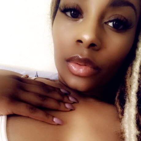 Foto di nudo di fuga di OnlyFans di Geminitheseductress