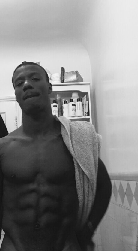 Foto di nudo di fuga di OnlyFans di Bbc80