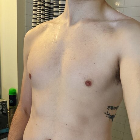 Foto di nudo di fuga di OnlyFans di Riley Stone