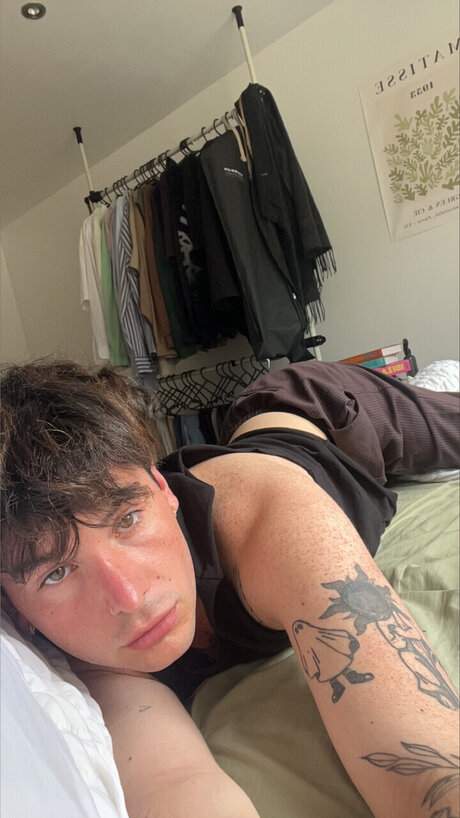 Foto di nudo di fuga di OnlyFans di Cali Prince