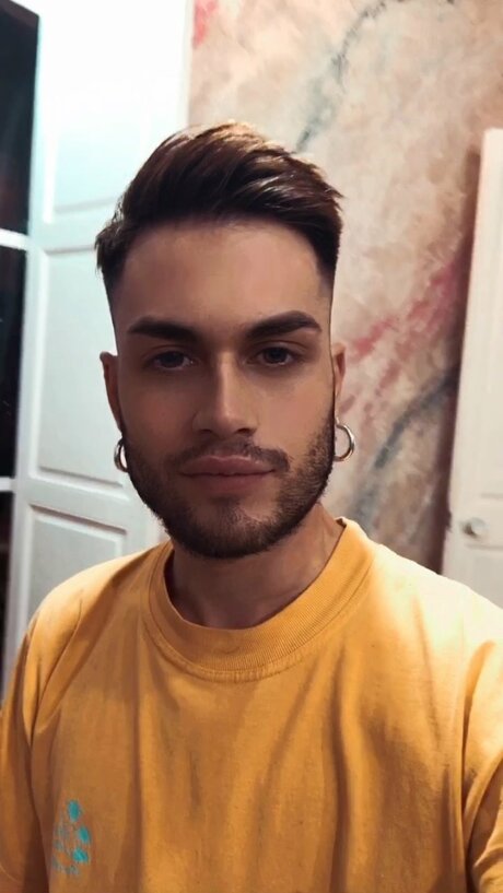 Foto di nudo di fuga di OnlyFans di Christopher