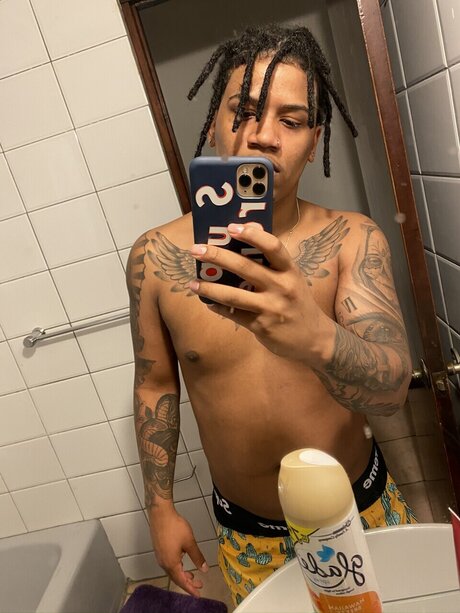 Foto di nudo di fuga di OnlyFans di Edgardo