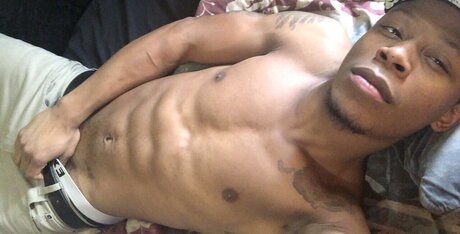 Foto di nudo di fuga di OnlyFans di Dionysus