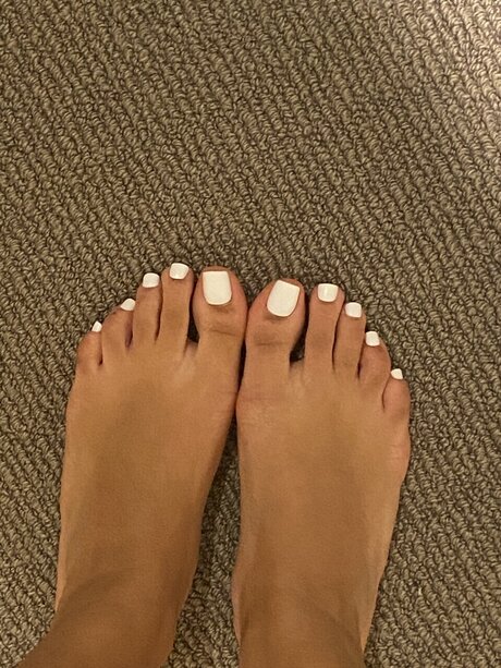 Foto di nudo di fuga di OnlyFans di Prettyfeet