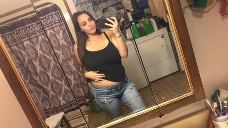 Foto di nudo di fuga di OnlyFans di Sara