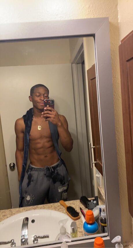 Foto di nudo di fuga di OnlyFans di Olliethehobo