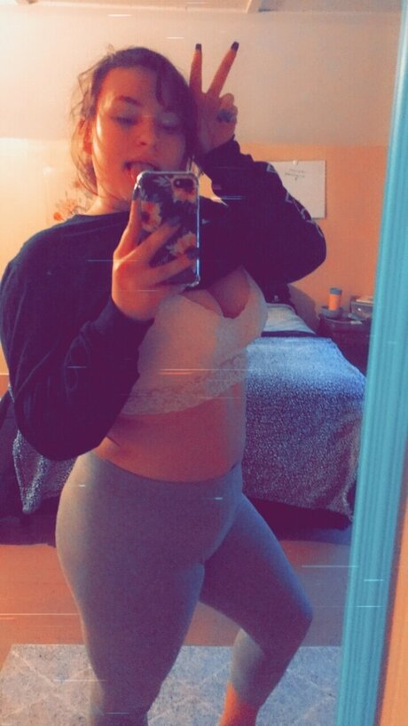 Foto di nudo di fuga di OnlyFans di Leena