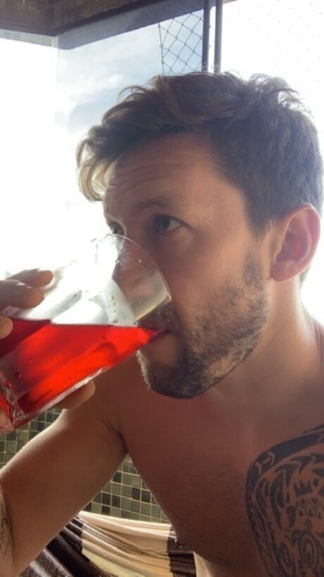 Foto di nudo di fuga di OnlyFans di Roberto Mulli
