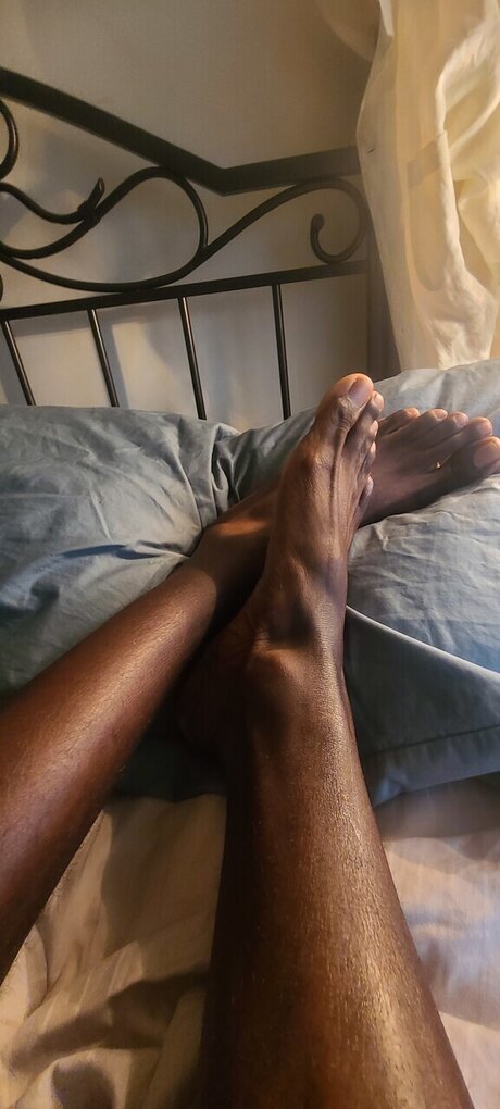 Foto di nudo di fuga di OnlyFans di Melaninfoot