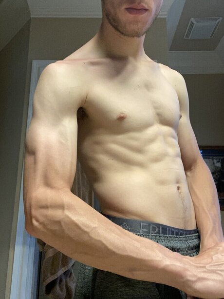 Foto di nudo di fuga di OnlyFans di Nunya