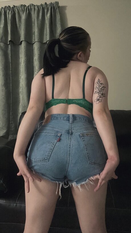 Foto di nudo di fuga di OnlyFans di Lala