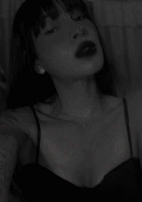 Foto di nudo di fuga di OnlyFans di Rose