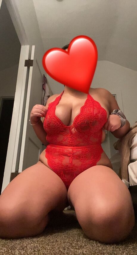 Foto di nudo di fuga di OnlyFans di Linaaaxx