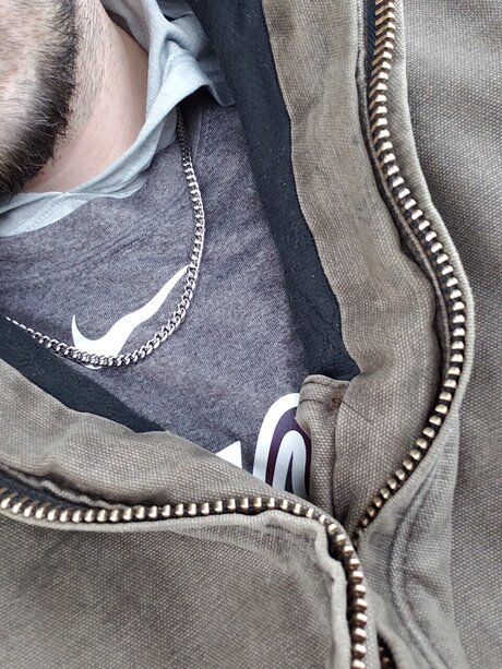 Foto di nudo di fuga di OnlyFans di B