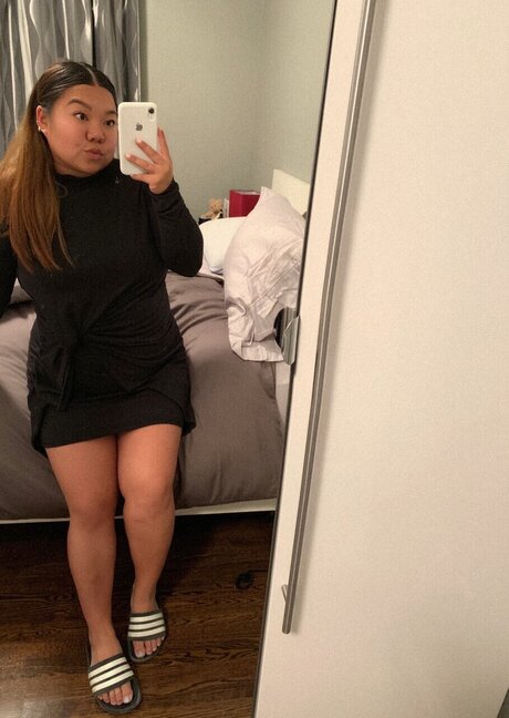 Foto di nudo di fuga di OnlyFans di Betty