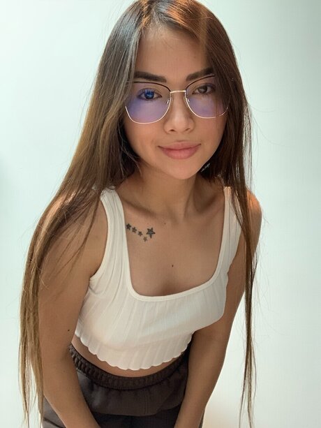 Foto di nudo di fuga di OnlyFans di Andrea 