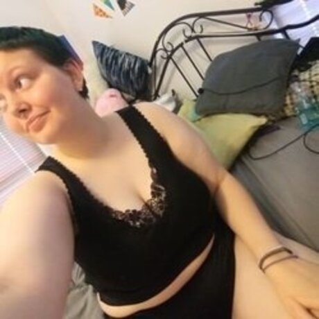 Foto di nudo di fuga di OnlyFans di Raynethesunflower