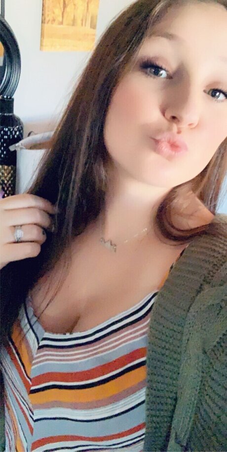 Foto di nudo di fuga di OnlyFans di Cece1990