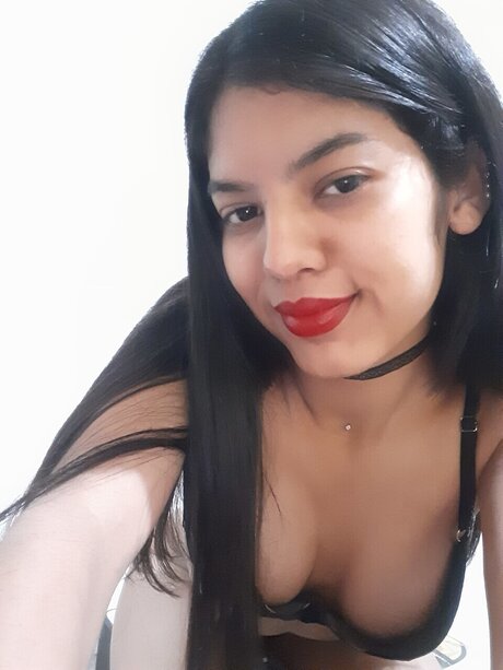 Foto di nudo di fuga di OnlyFans di Katy