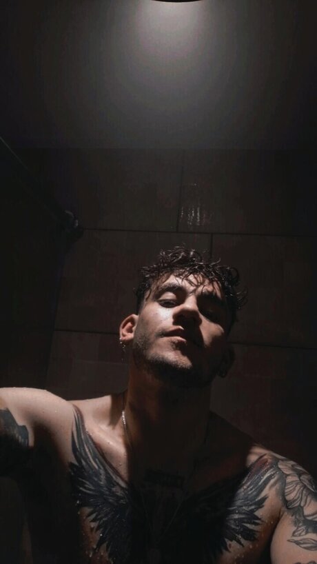 Foto di nudo di fuga di OnlyFans di Stiben