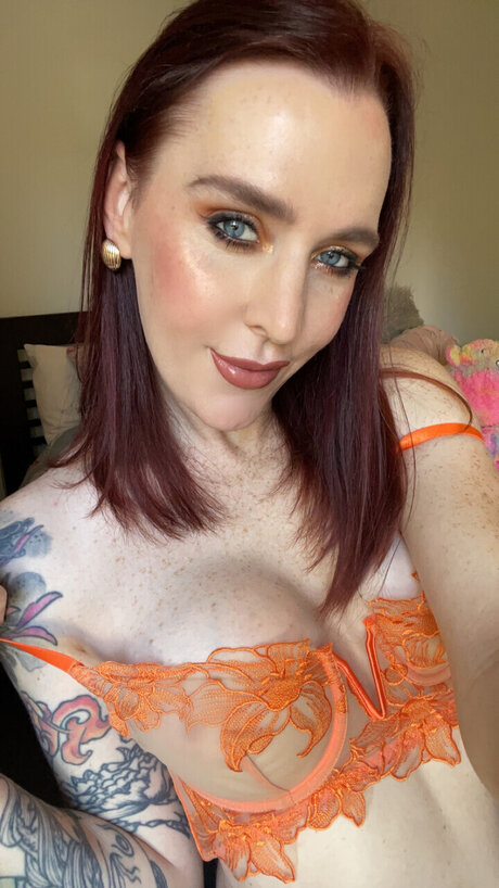 Foto di nudo di fuga di OnlyFans di Little Lolli 